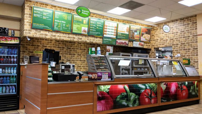 卡加利Subway快餐店推廣「買三文治送口罩」, 網民齊聲怒罵!!