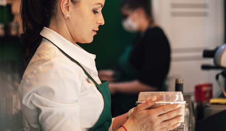 顧客拒絕高價咖啡 Starbucks 銷售額大幅下滑