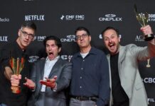 《Super Team Canada》團隊在加拿大螢幕獎領獎合照。