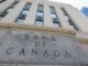 渥太華加拿大央行總部外的 Bank of Canada 標誌。