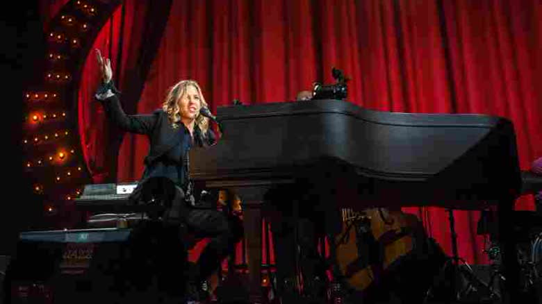 Diana Krall 在滿地可國際爵士音樂節演出。