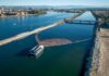 The Ocean Cleanup 在 Ballona Creek 部署的垃圾攔截船。