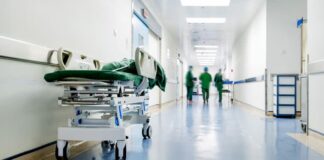 亞省醫院手術病床與醫護人員