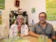 Regina 藝術家 Heather Cline 與 David Stanchuk 在工作室合照。