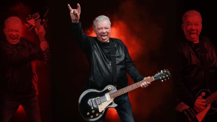 a01-4-20260718-2-featured William Shatner 手持結他宣傳新重金屬樂隊