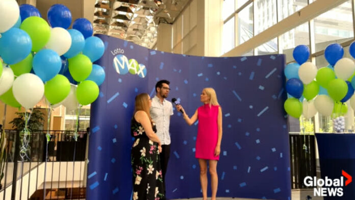 Global News 關於魁省夫婦贏得 Lotto Max 頭獎的報道截圖。