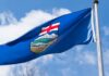亞省公投第三方廣告規則相關圖片，配合選舉廣告資金報道。