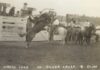 Norman Edge 於 1930 年在卡加利牛仔節比賽的檔案照片。