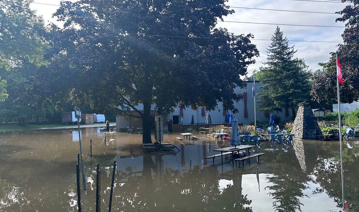 Niagara-on-the-Lake一所社區設施受水浸影響。