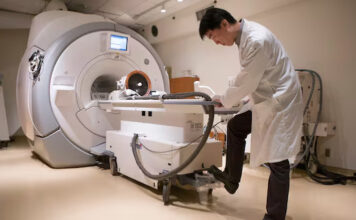 亞省准病人自費自我轉介檢查 診所及技術人員關注安排