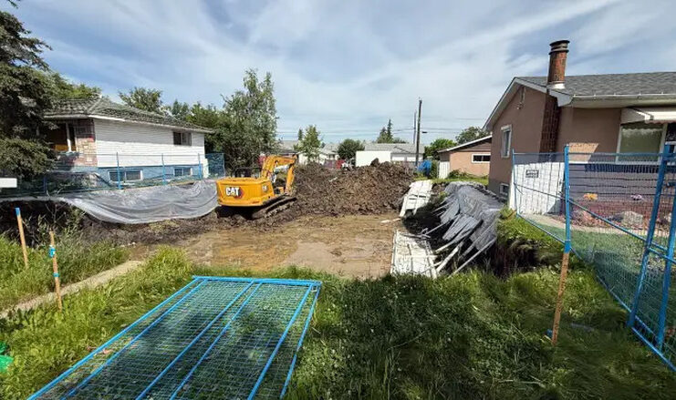 愛民頓暴雨後infill工地沖蝕 鄰近住戶促檢視施工安全