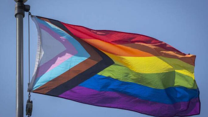 pride-featured-1 愛民頓Pride巡遊保留警方在場 主辦方與倡議者意見分歧