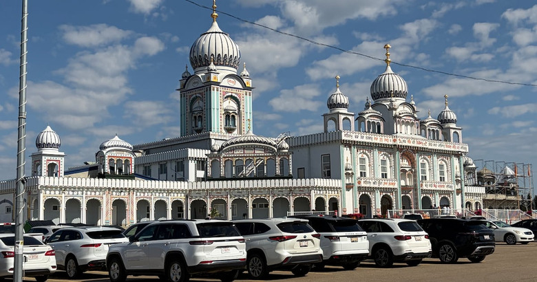愛民頓 Nanaksar Gurdwara Gursikh Temple 的外觀。