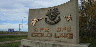 Cold Lake 追討 CFB 軍基地稅款爭議　聯邦仍待重定估值