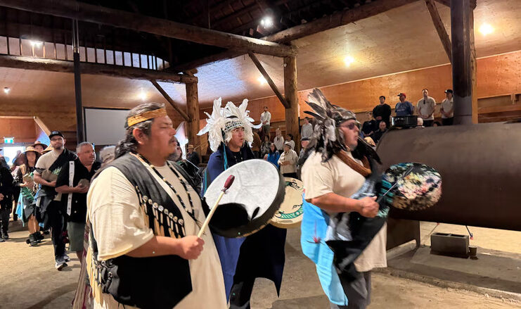 卑詩 Tsawwassen 第一民族迎回百年失散神聖石雕