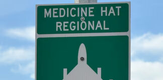 亞省研區域航空補貼　Medicine Hat及Lethbridge航班停運後尋新方案